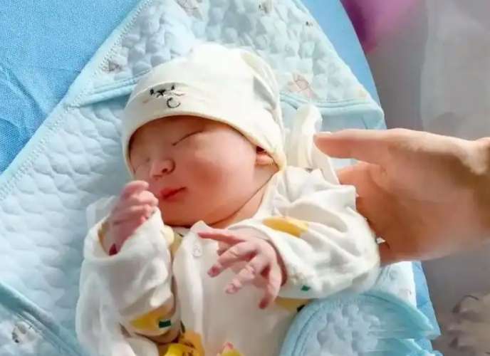 嬰兒 身高