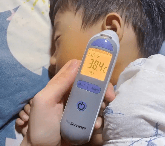 新生 兒 體溫