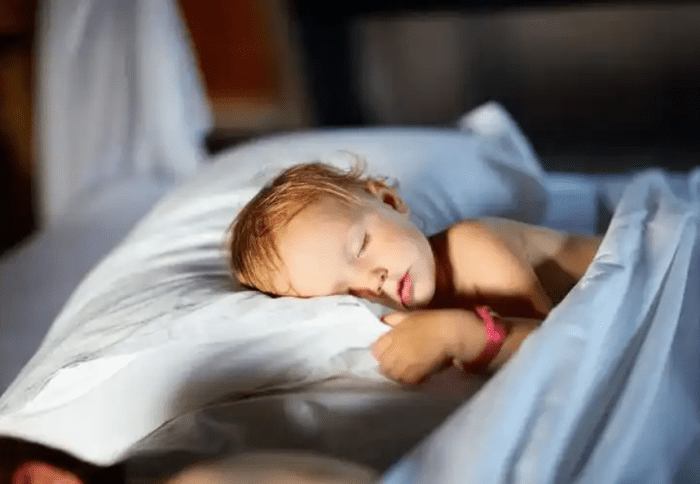 嬰兒睡眠時間表 嬰兒睡眠時間表